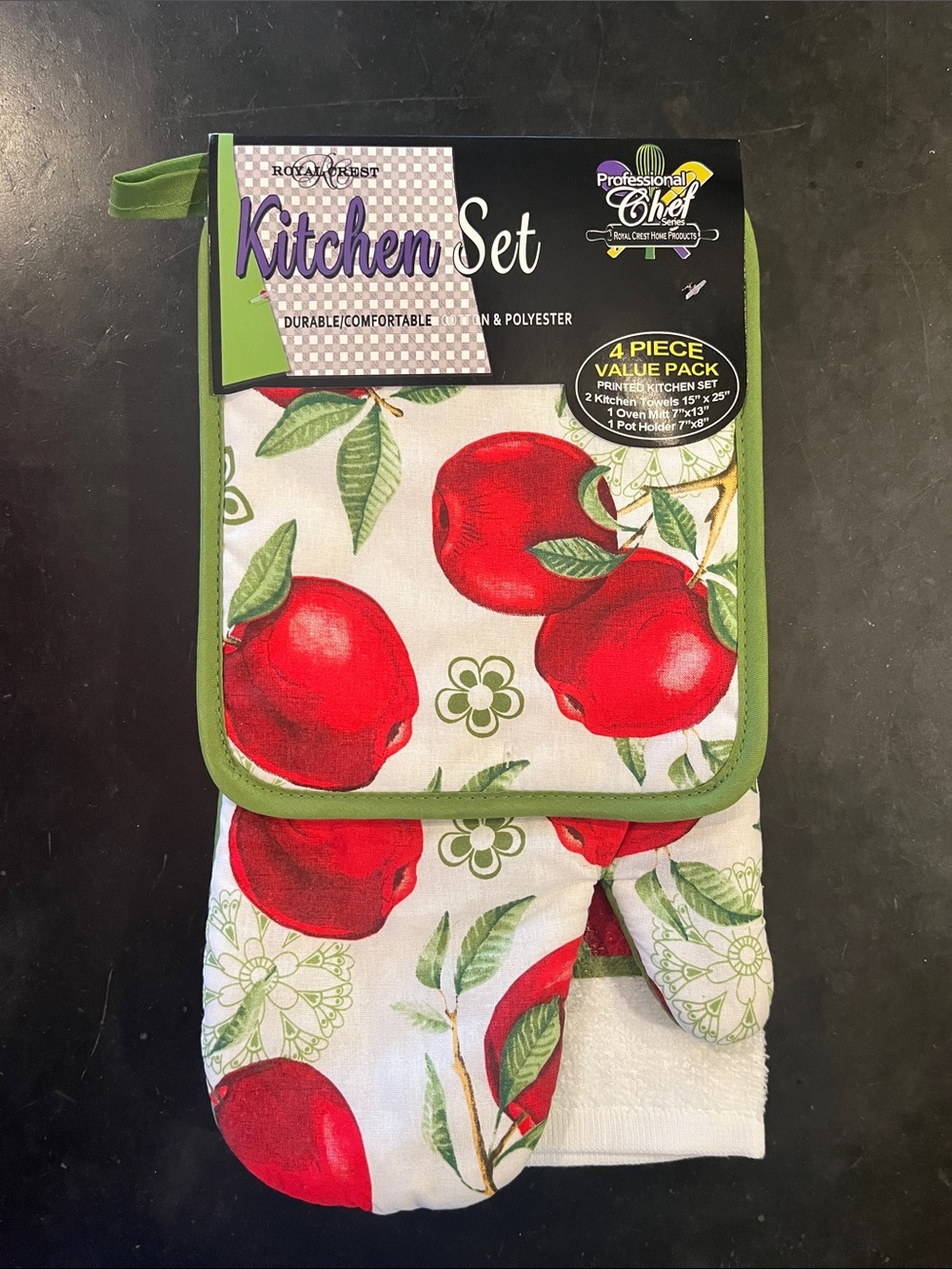 Professional Chef Kitchen Set NWT Red Apple Print 4 PIECE SET